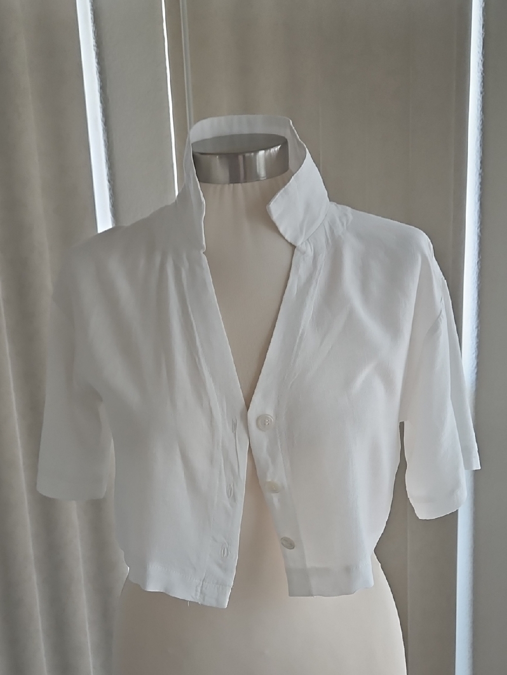 Cropped White Button-Front Women's Shirt